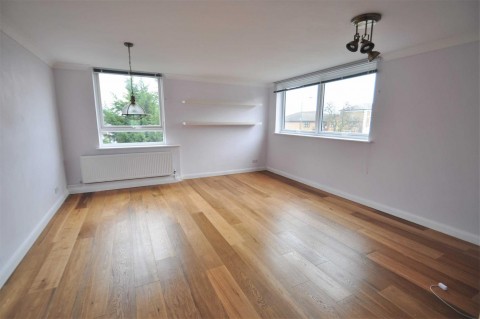 View Full Details for Crook Log, Bexleyheath