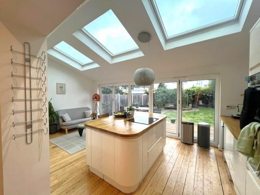 Images for Berkeley Avenue, Bexleyheath