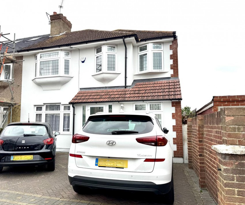 Images for Berkeley Avenue, Bexleyheath