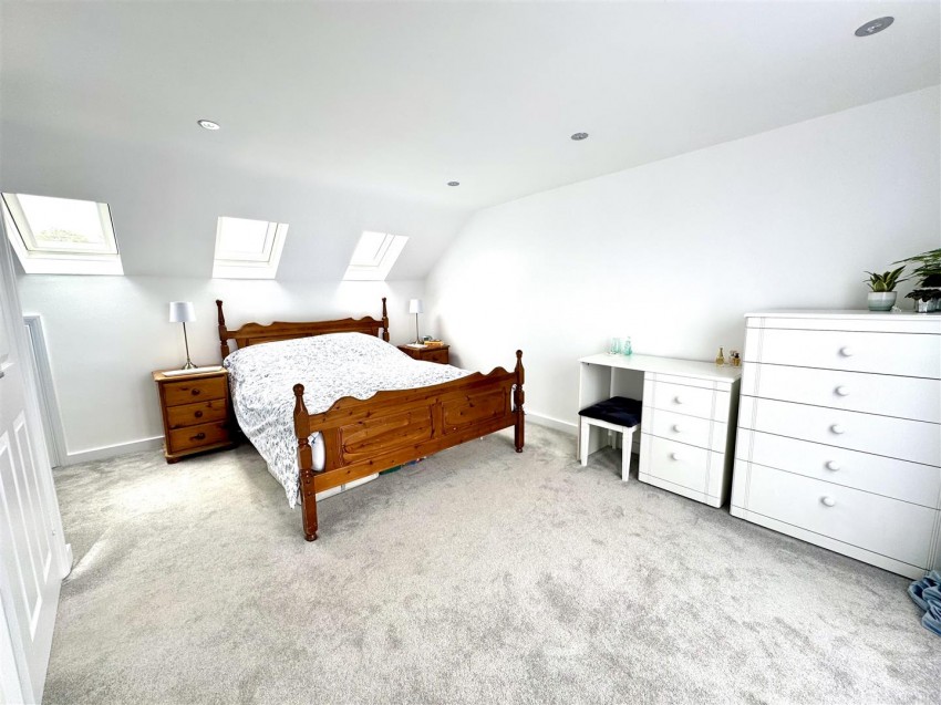 Images for Oakhurst Avenue, Bexleyheath