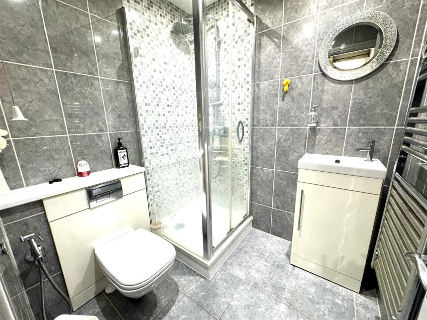 Images for Farnham Road, Welling