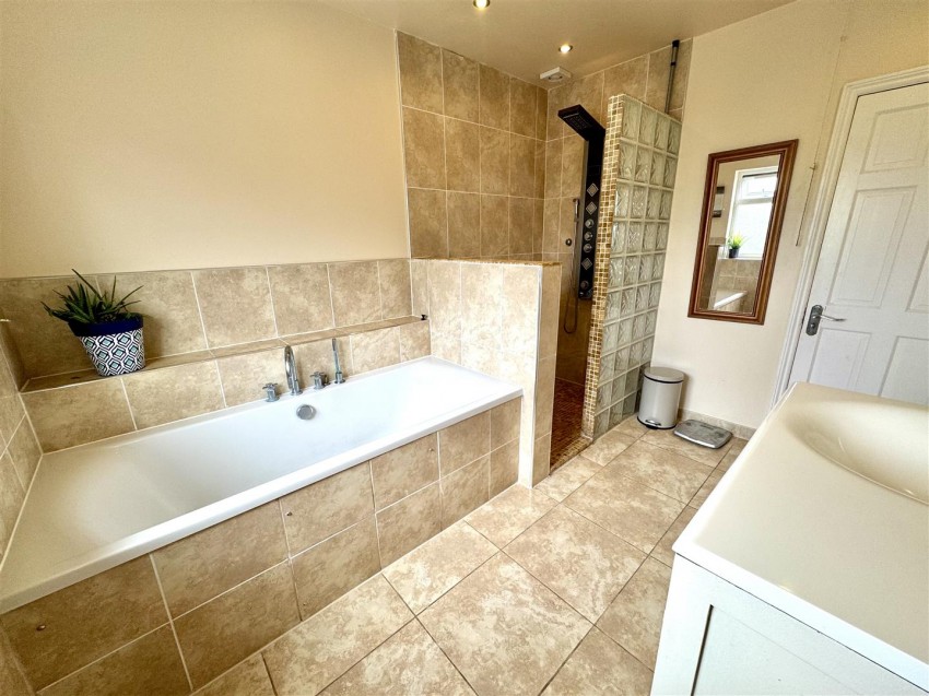 Images for Farnham Road, Welling