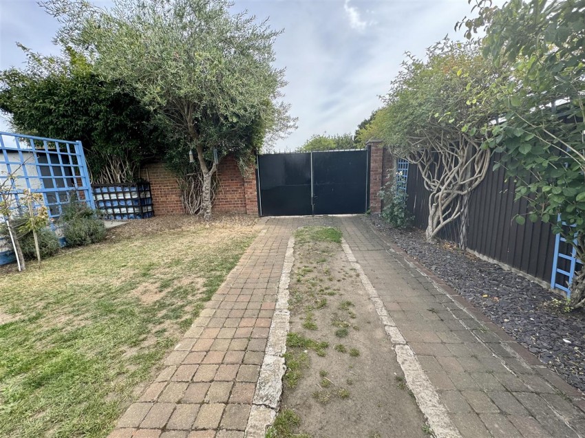 Images for King Harolds Way, Bexleyheath