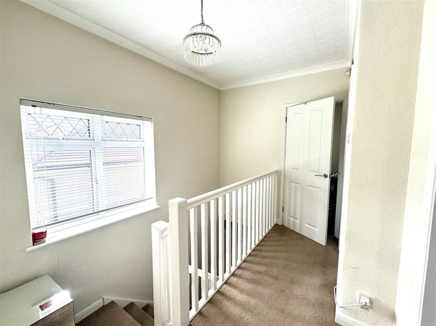Images for Midhurst Hill, Bexleyheath