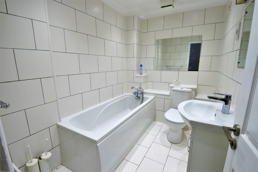 Images for Gainsborough Square, Bexleyheath