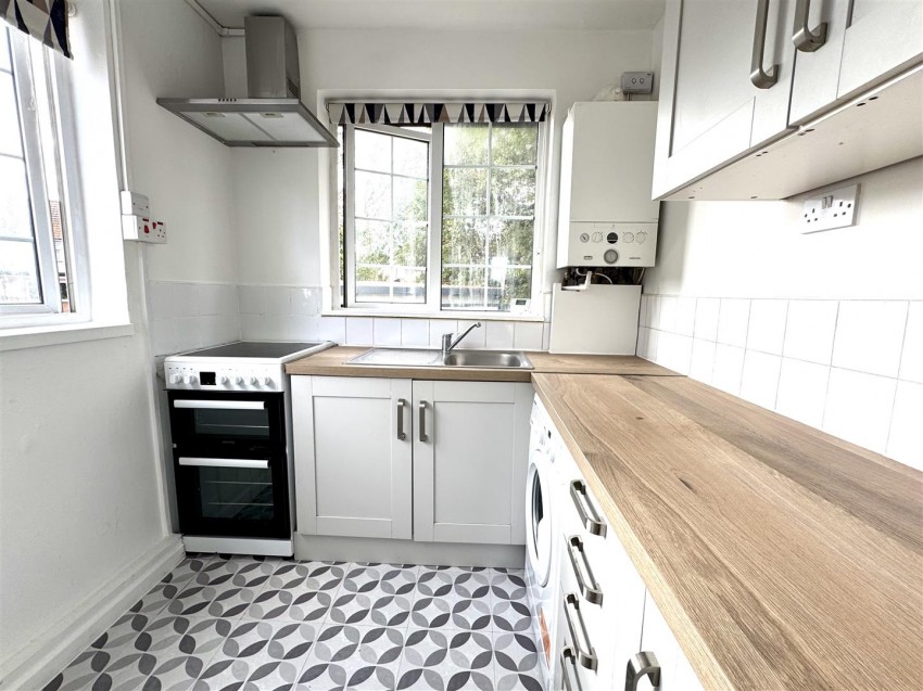 Images for Three Corners, Barnehurst