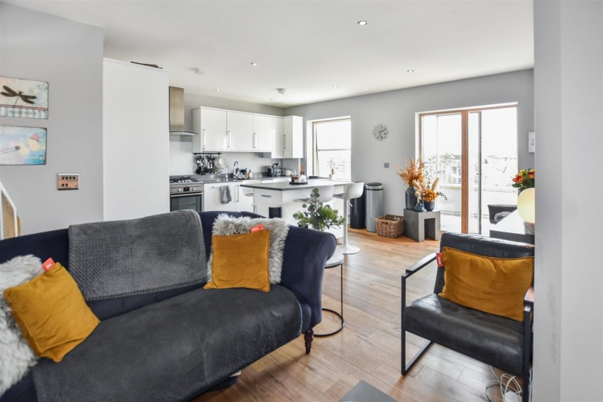 Images for Upper Wickham Lane, Welling