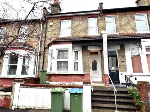 View Full Details for Roydene Road, London