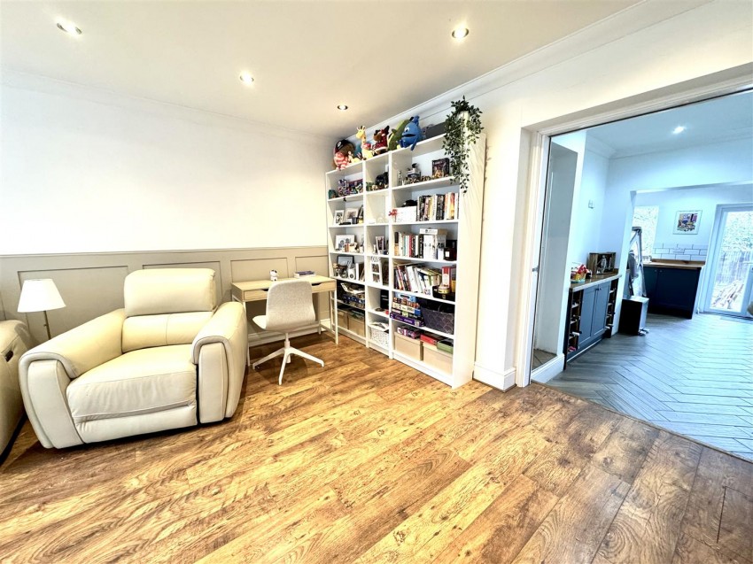 Images for Holmsdale Grove, Bexleyheath