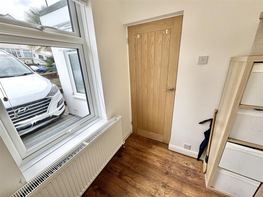 Images for Holmsdale Grove, Bexleyheath