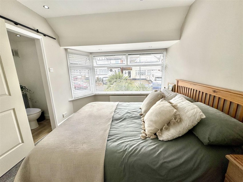 Images for Holmsdale Grove, Bexleyheath