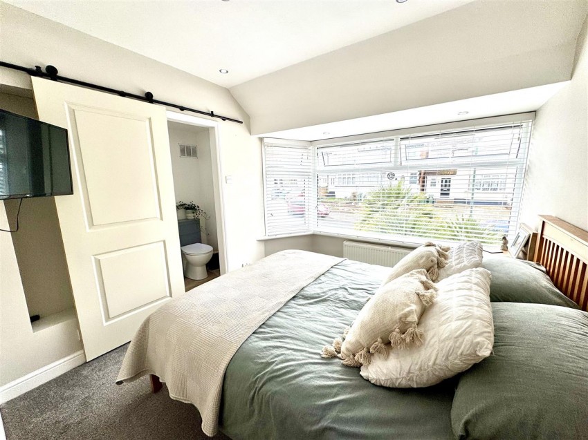 Images for Holmsdale Grove, Bexleyheath