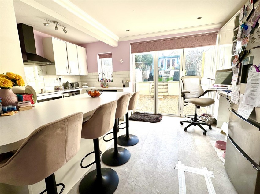 Images for Collindale Avenue, Erith