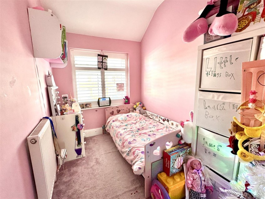 Images for Collindale Avenue, Erith