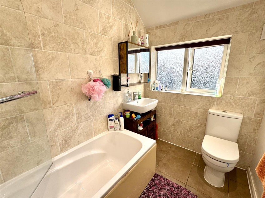 Images for Collindale Avenue, Erith