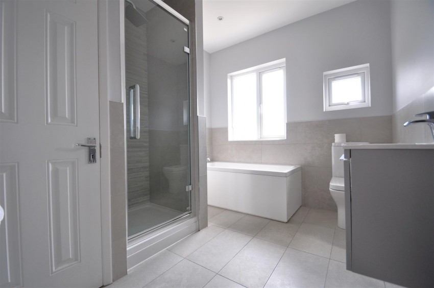 Images for Hythe Avenue, Bexleyheath