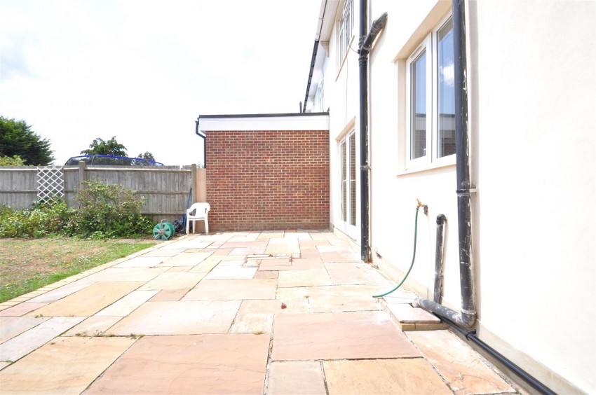 Images for Hythe Avenue, Bexleyheath