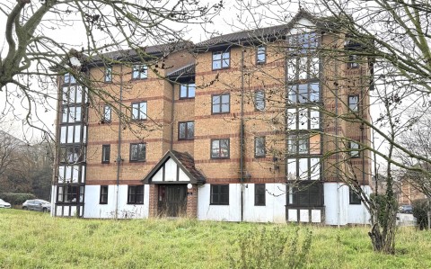 View Full Details for Frobisher Road, Erith