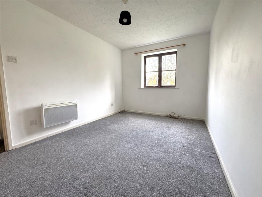 Images for Frobisher Road, Erith