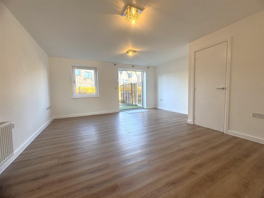 Images for Little Red Walk, Dartford