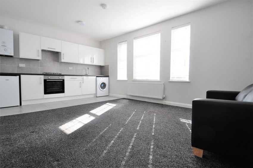 Images for 136 High Street, Beckenham