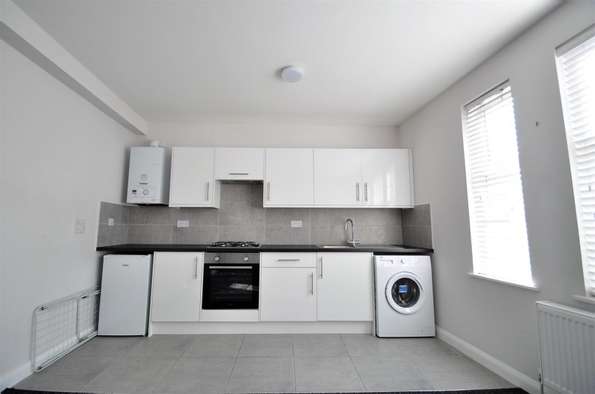 Images for 136 High Street, Beckenham