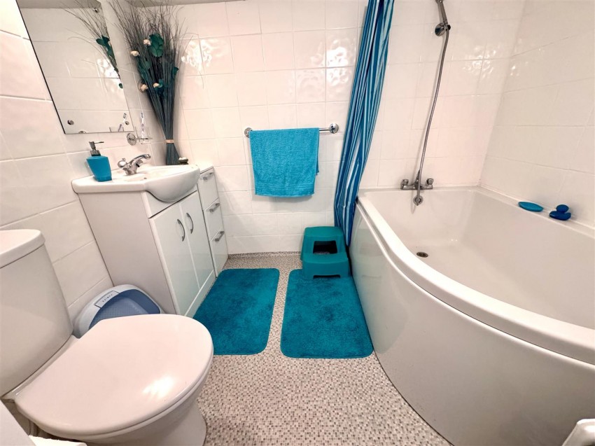 Images for Alexander Road, Bexleyheath