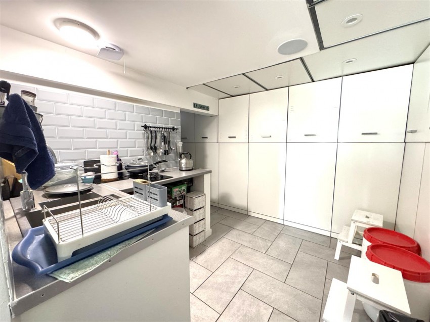 Images for Broom Mead, Bexleyheath