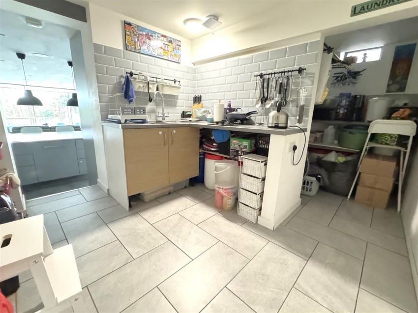 Images for Broom Mead, Bexleyheath