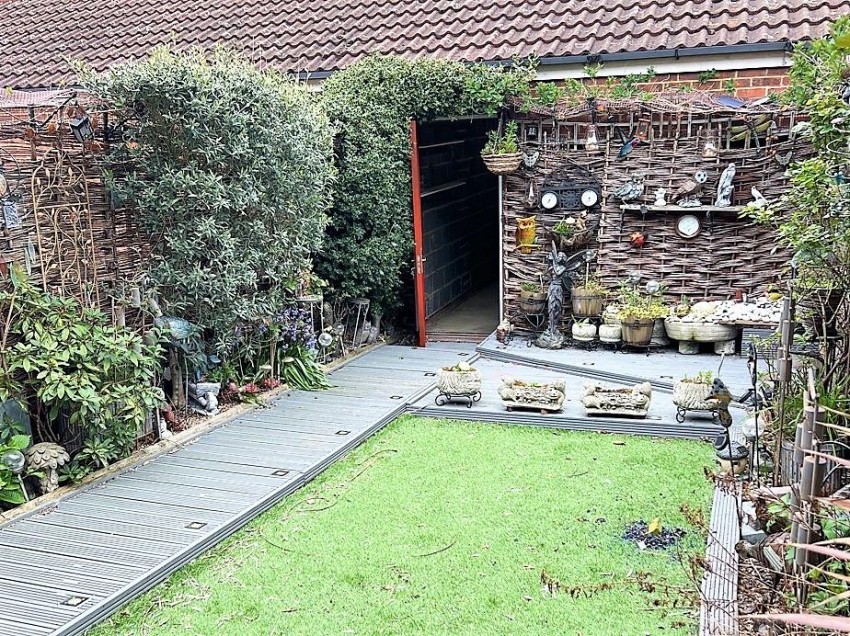 Images for Fox Hollow Drive, Bexleyheath