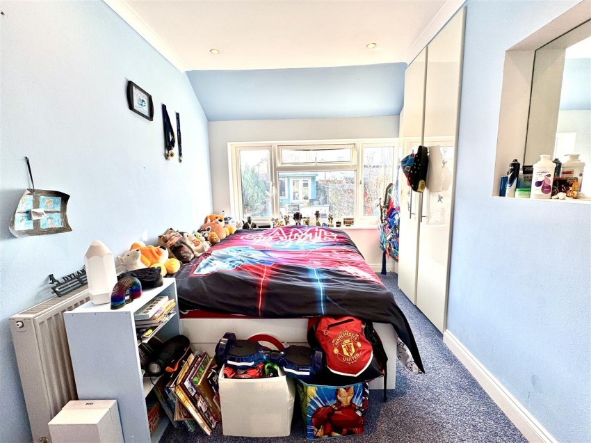 Images for Collindale Avenue, Erith