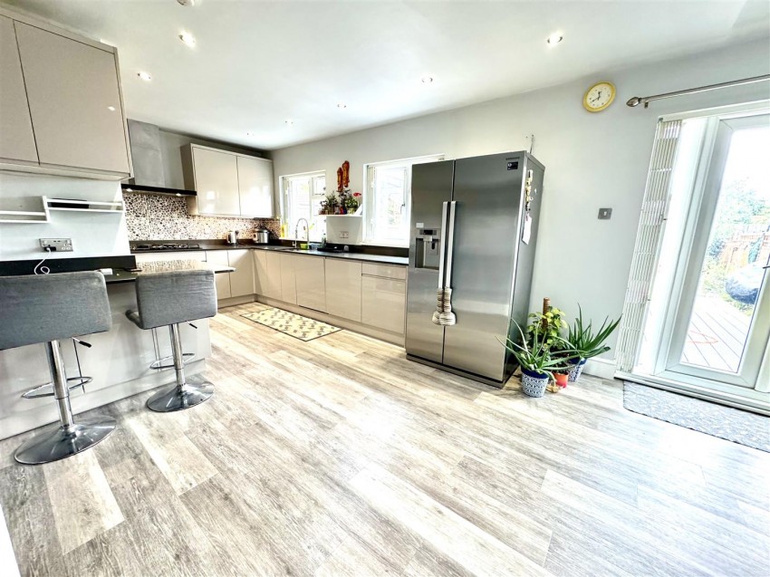 Images for Farnham Road, Welling