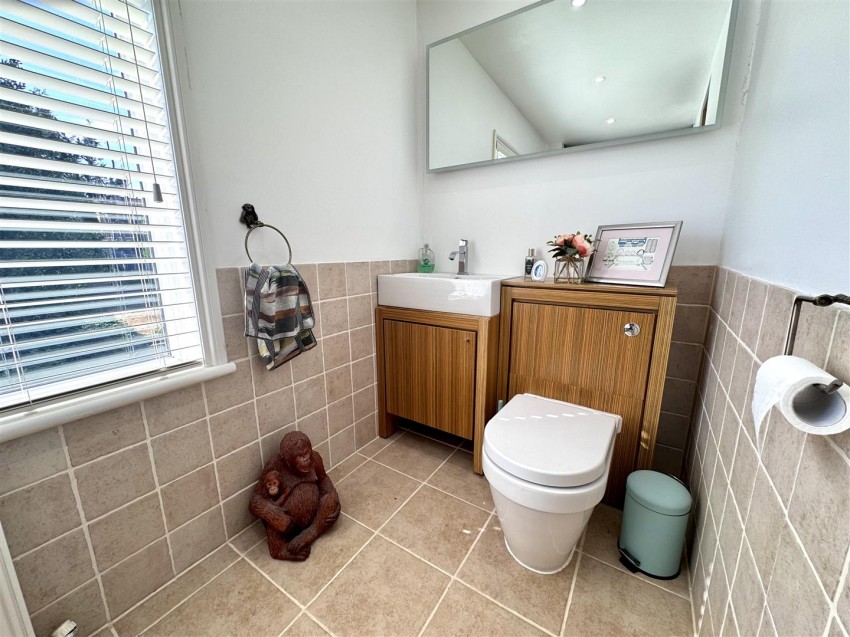 Images for Midfield Avenue, Barnehurst