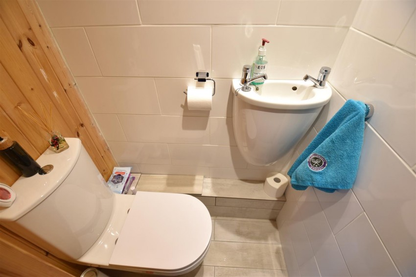 Images for Midfield Avenue, Barnehurst