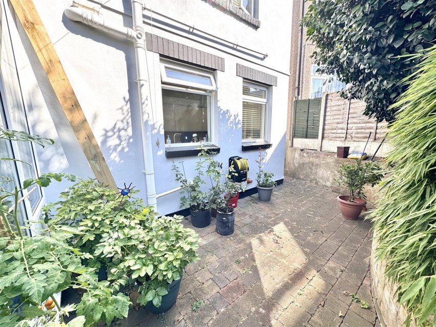 Images for Midfield Avenue, Barnehurst